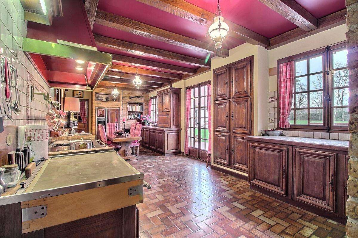 Maison à AUTRY-LE-CHATEL