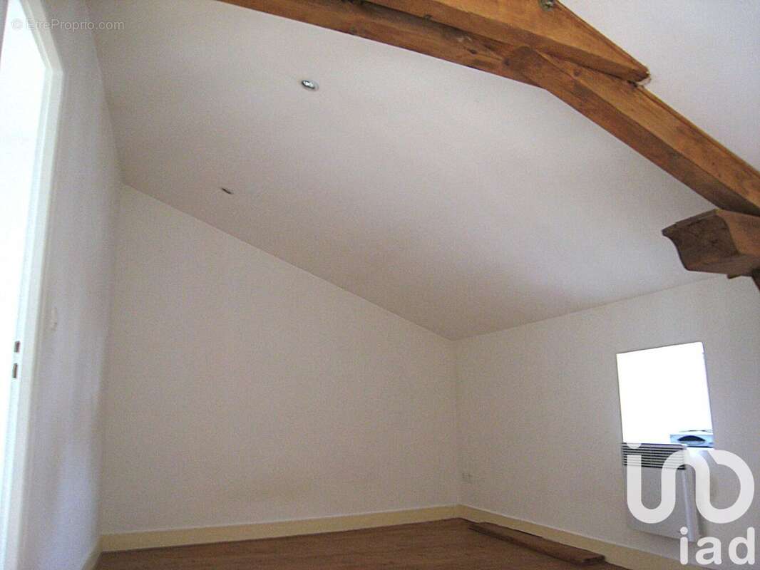 Photo 7 - Appartement à BARBEZIEUX-SAINT-HILAIRE