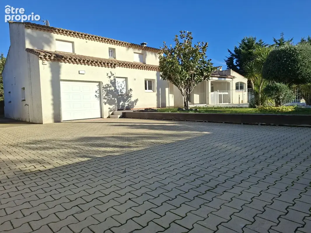 Belle villa languedocienne avec garage - photo 1