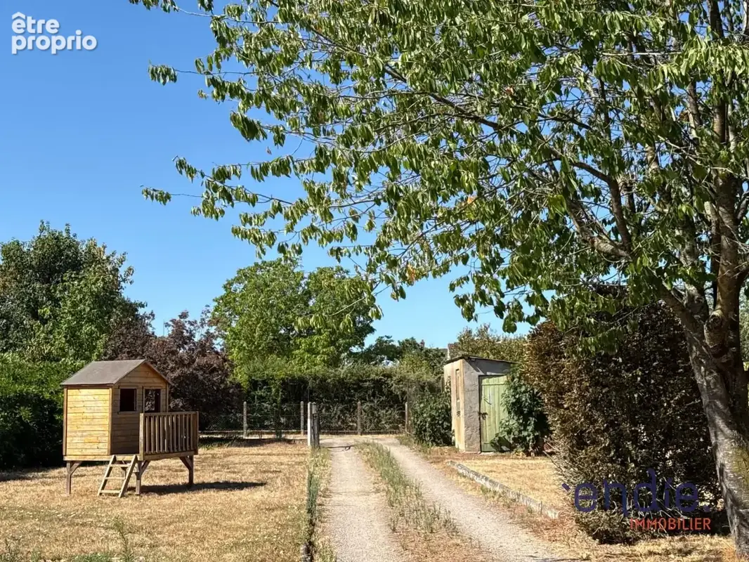 Maison 6 pièces 119 m² à vendre à Thiel-Sur-Acolin (03230) - photo 12