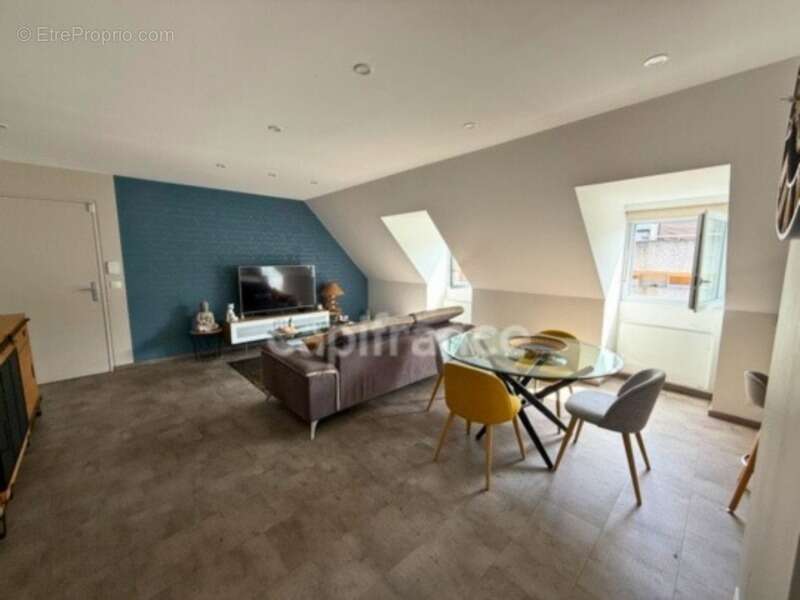 Superbe appartement T3 plein centre ville, résidence avec ascenseur - photo 2