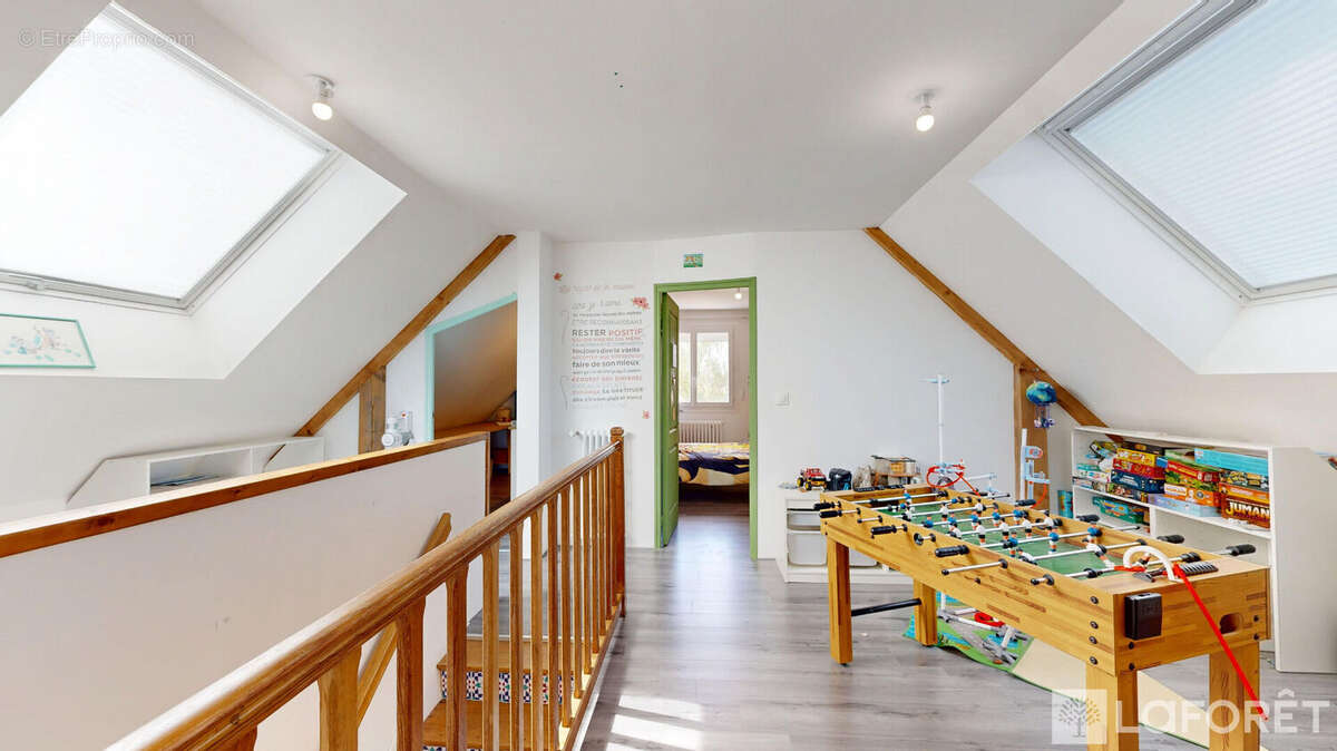 Maison Neuilly Le Real - photo 12