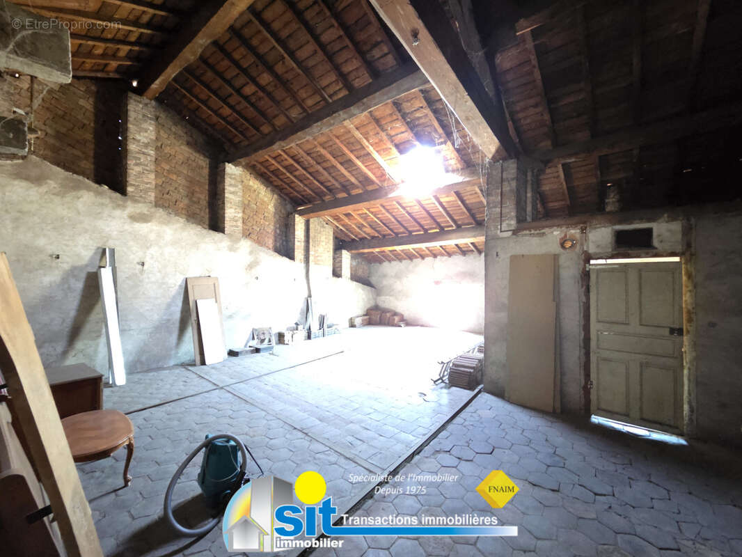 Appartement à ROUSSILLON
