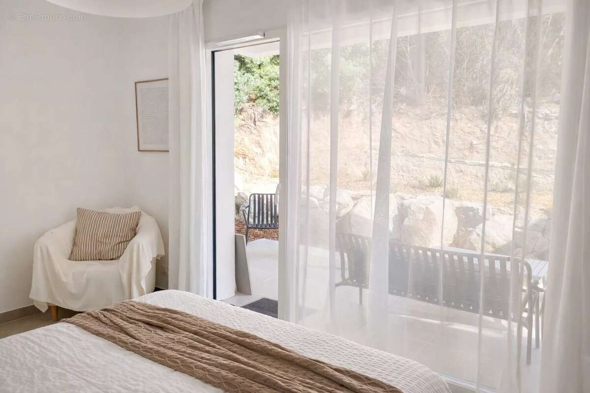 Appartement à L'ILE-ROUSSE