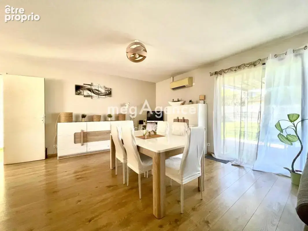 FONSORBES-  Plain-pied 120m2, 4 chambres, bureau, piscine,et grand terrain 900m2, secteur prisé - photo 5