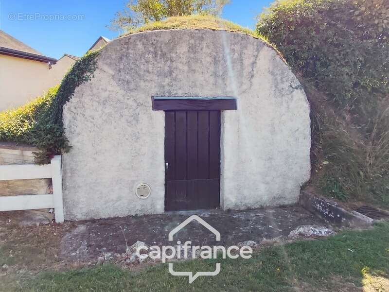 Maison à BESSE-SUR-BRAYE