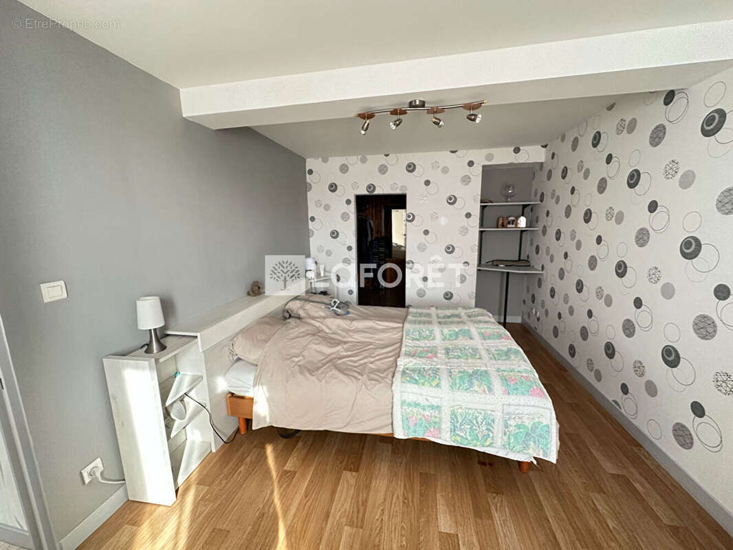 Immeuble de caractère avec 600 m² exploitables et fort potentiel - photo 3