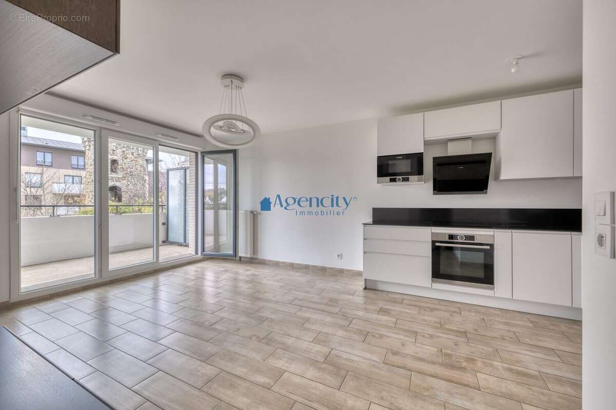 Appartement à LIVRY-GARGAN