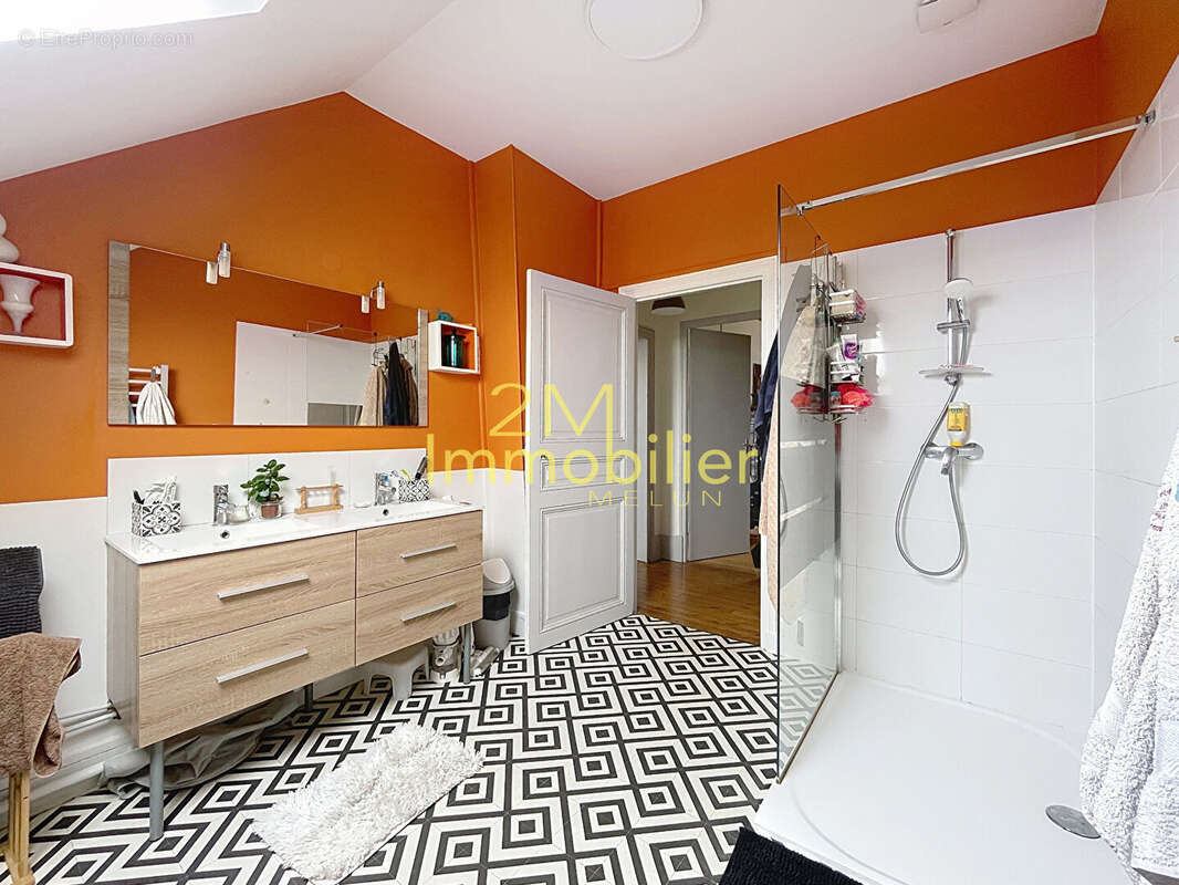 Maison Melun GARE 13 pièce(s) 300 m2 + Dépendance - photo 17