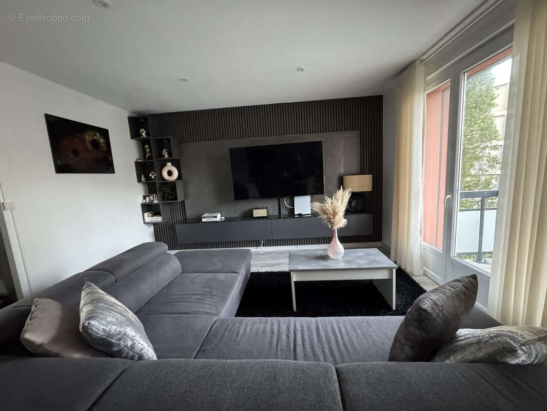 Appartement T3-Balcon-cave et garage - photo 3