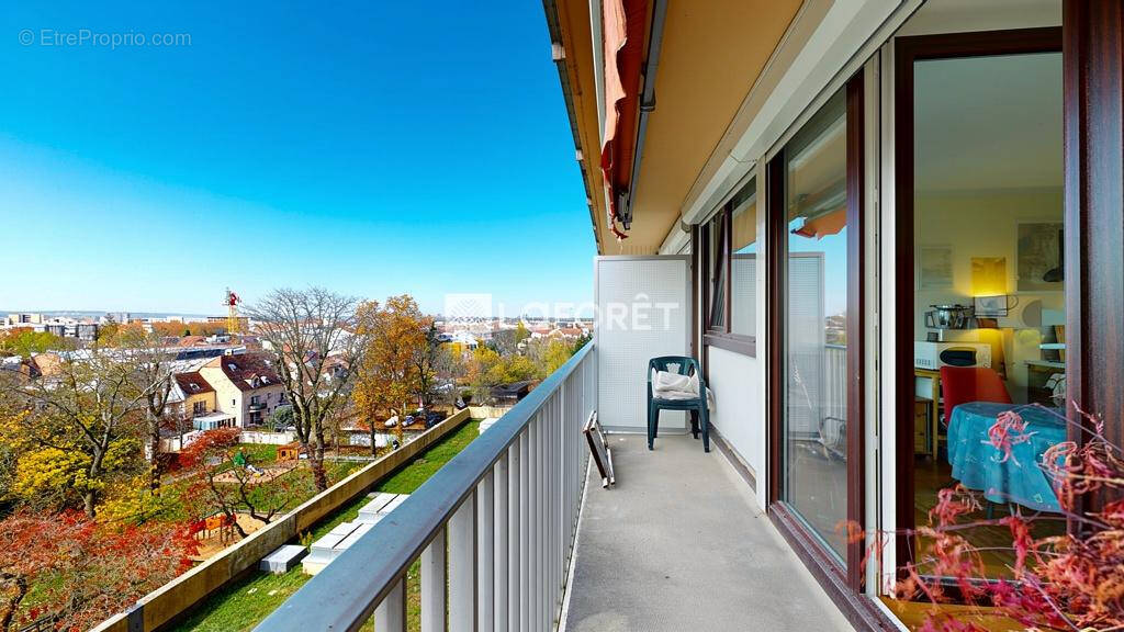 Appartement à NANTERRE