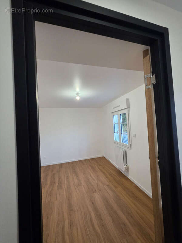 Maison à CREVECOEUR-LE-GRAND