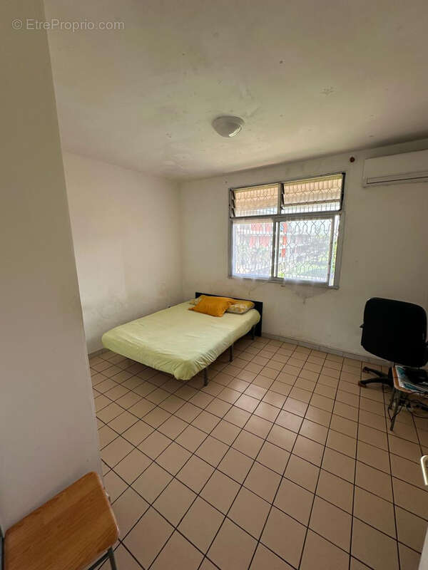 Appartement à KOUROU