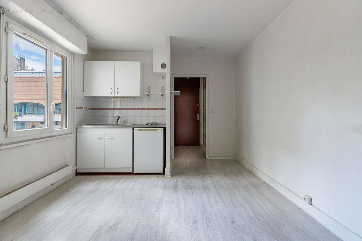 Appartement à PARIS-19E