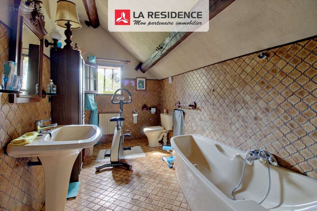 Maison à BONNIERES-SUR-SEINE