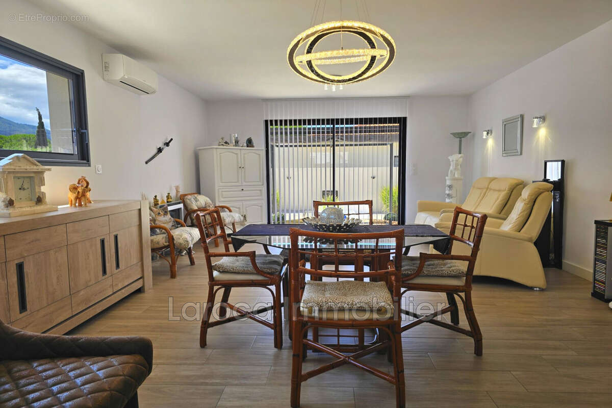 Maison 93 m² à Laroque-Des-Alberes  - photo 9