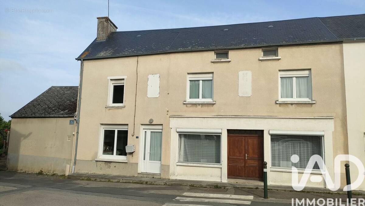 Photo 1 - Maison à BACILLY