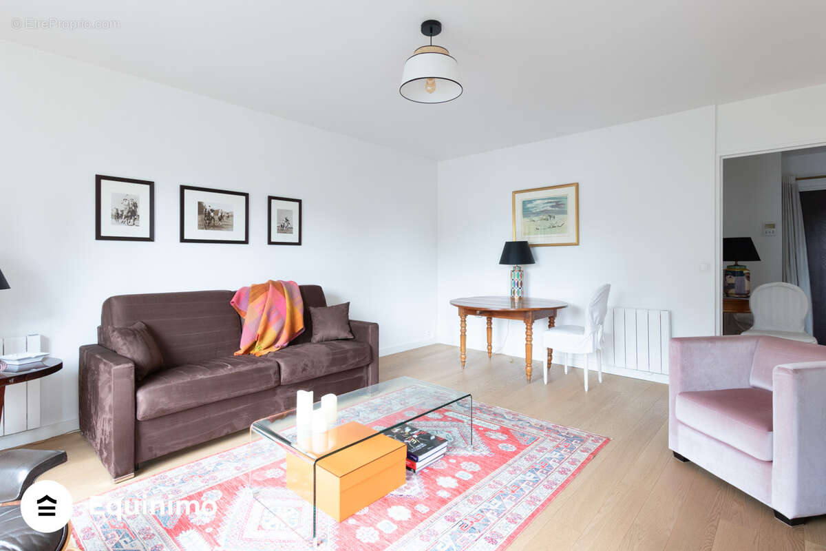 Appartement à PUTEAUX