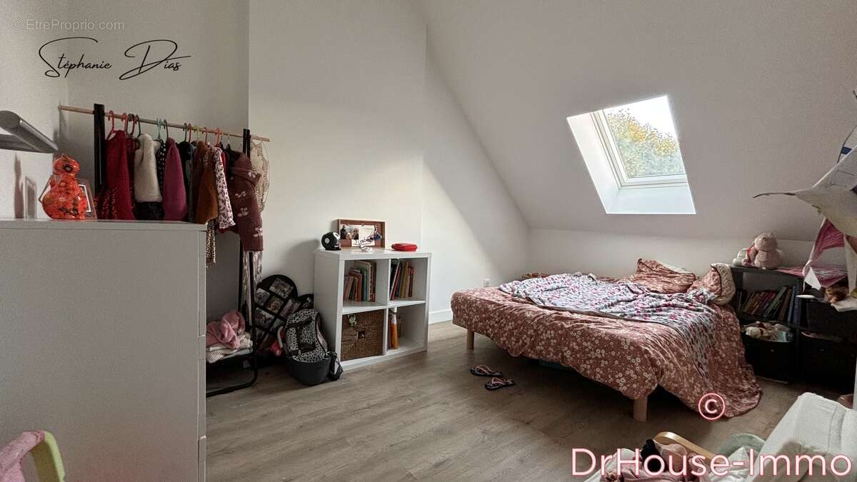 Maison à LA CHAPELLE-SAINT-MESMIN