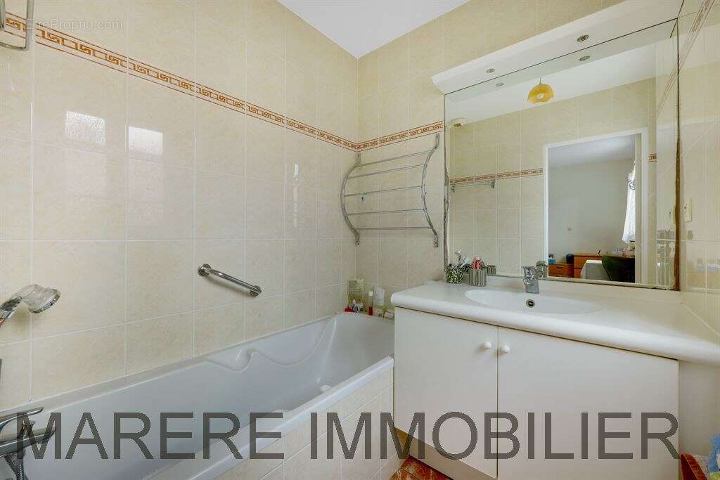 A Chatillon, Maison de ville 3-4 chambres en Triplex dans résidence privée et sécurisée - photo 10