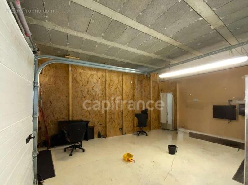 Maison à LES SALLES