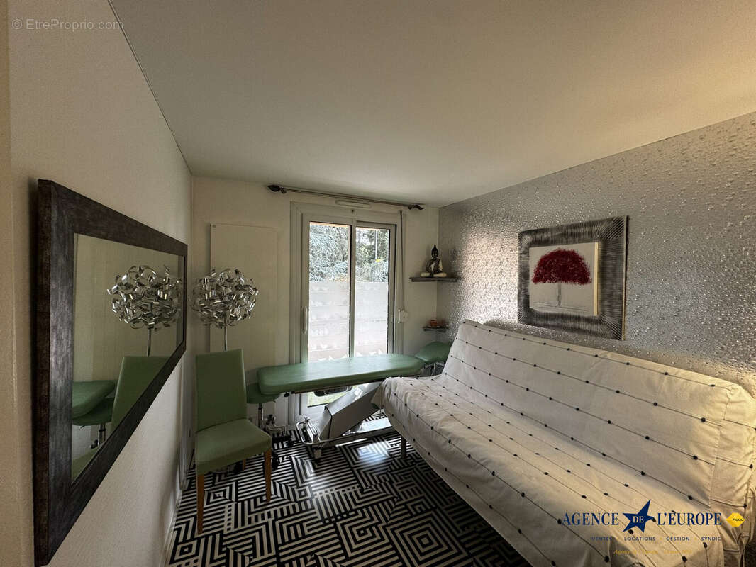 Appartement 69 m² à Vichy  - photo 6
