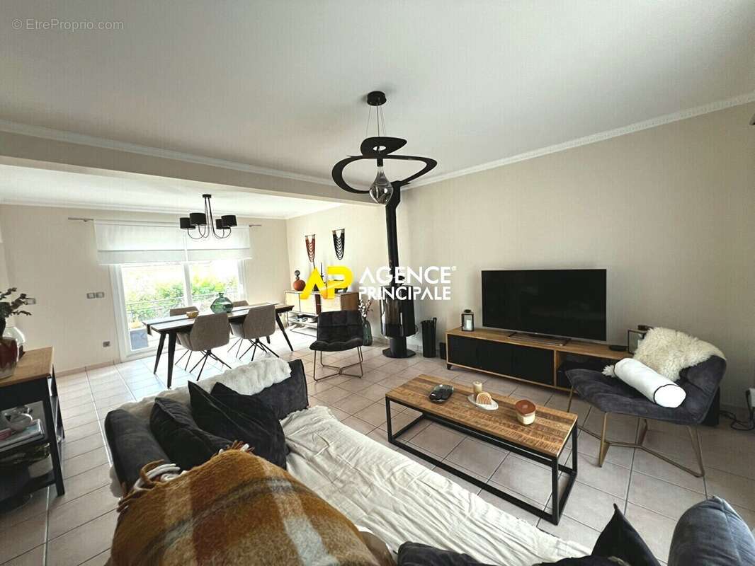 Maison Argenteuil - Coteaux 6 pièces de 110m² de 4 chambres - photo 18