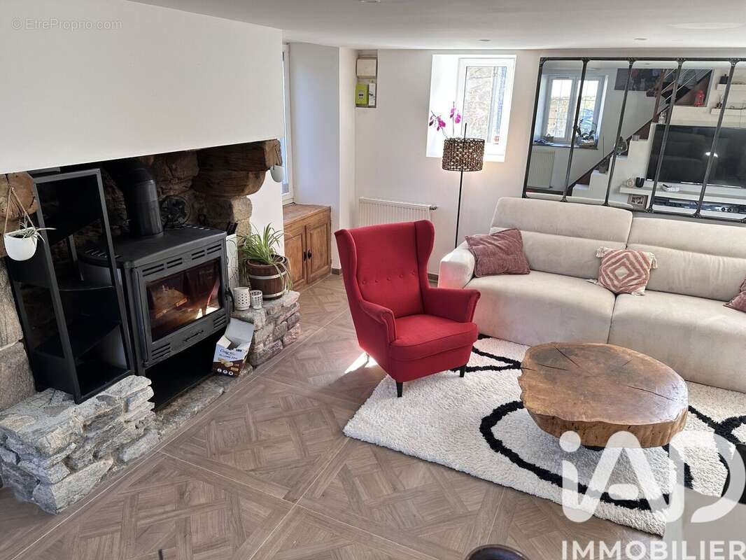 Photo 8 - Maison à MONTHUCHON