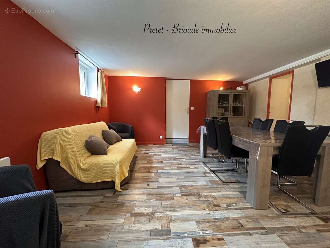 Appartement à LAVEISSIERE