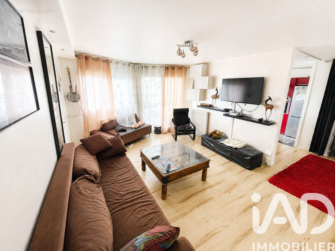 Appartement 80 m² à Reze  - photo 2