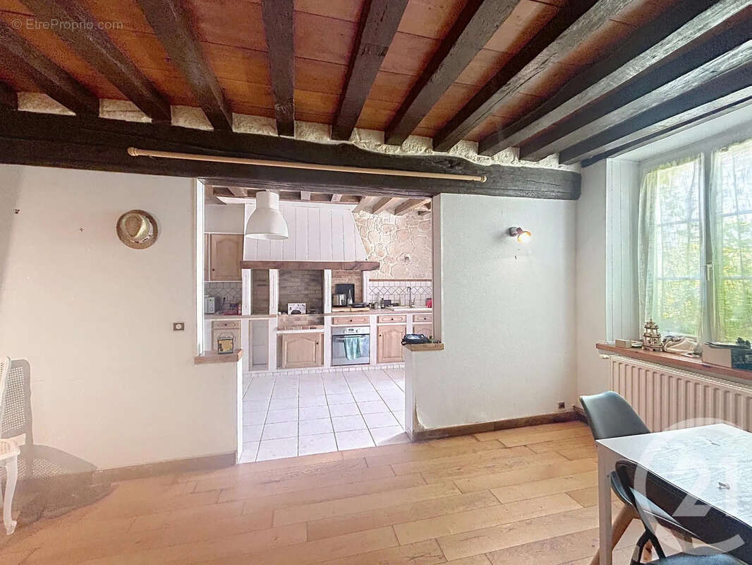 Maison à MAINCY