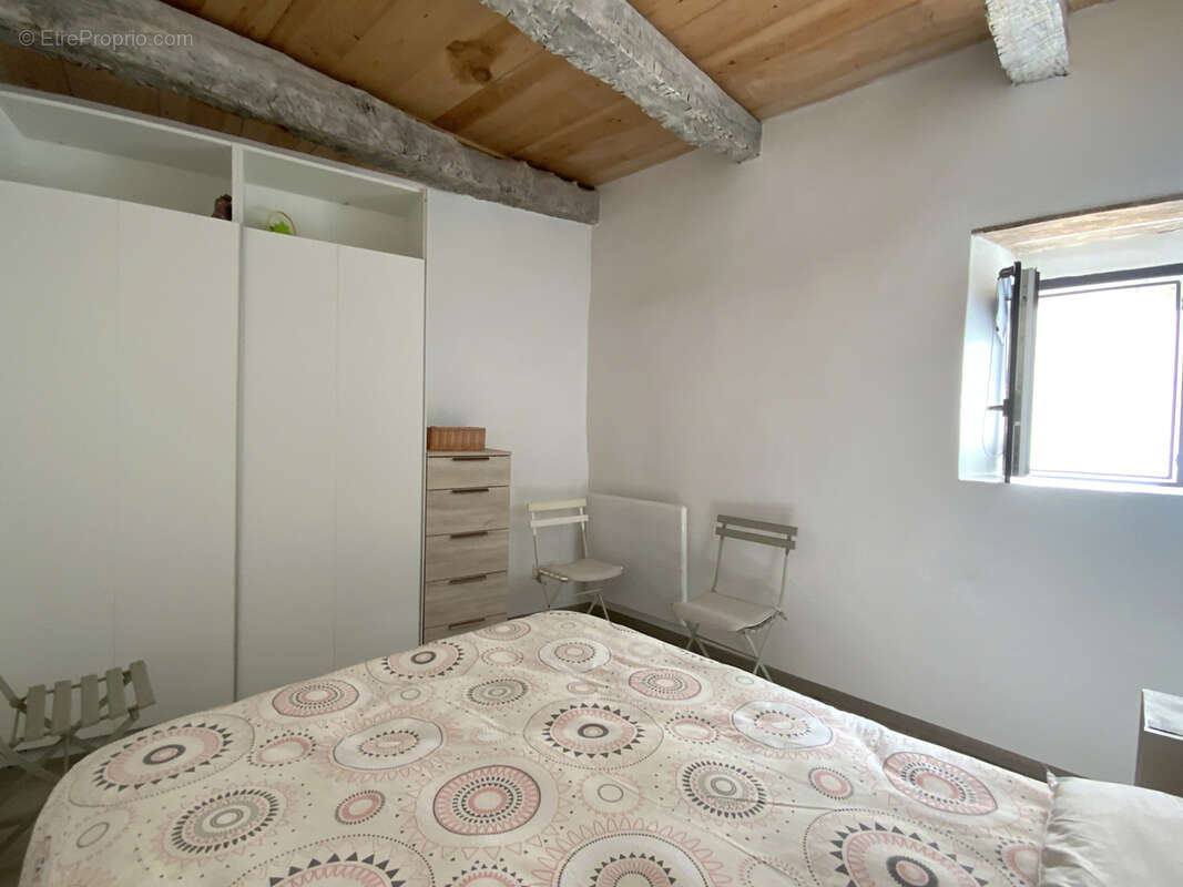Maison de village en pierre avec cour et garage. - photo 16