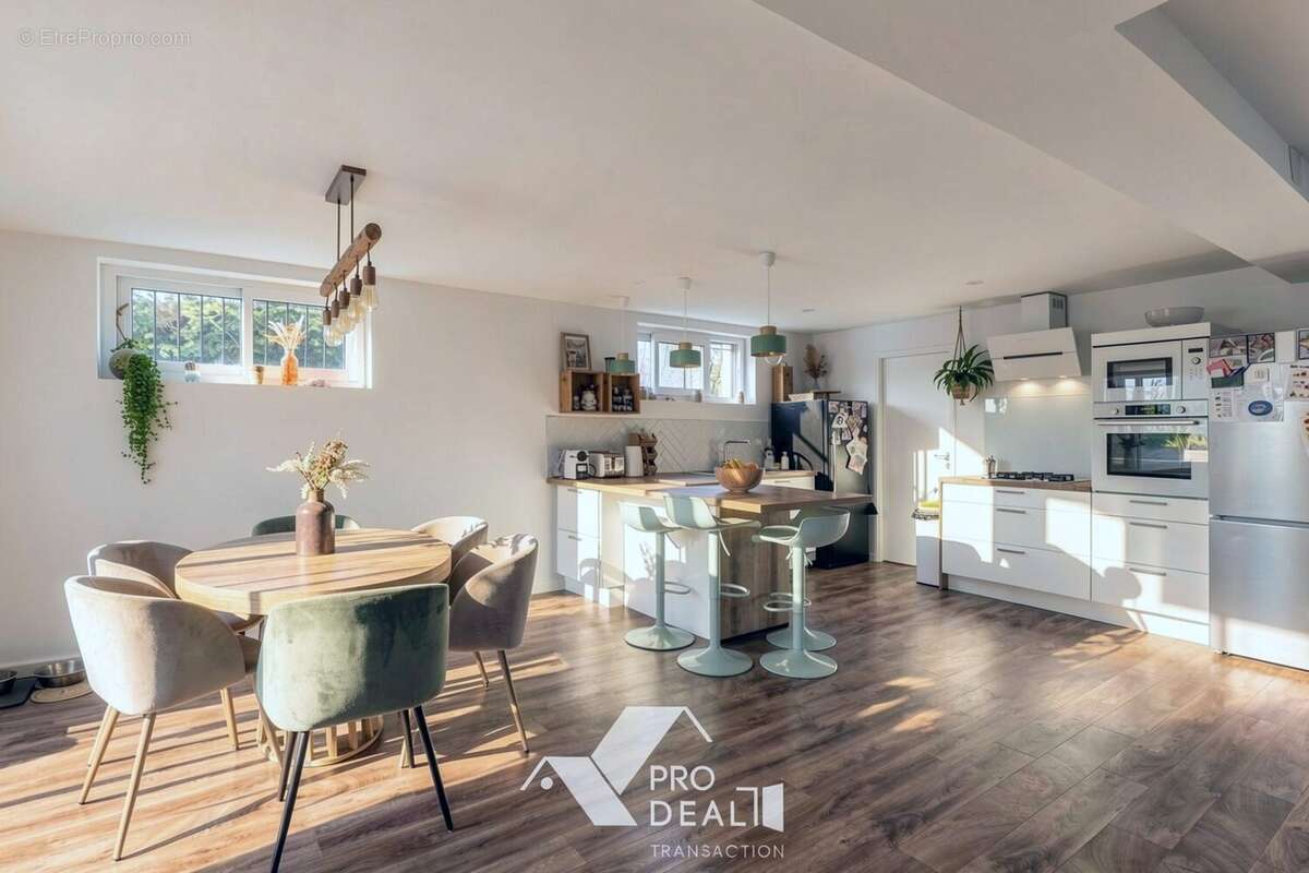 Maison 160 m² à Saint-Bernard  - photo 7