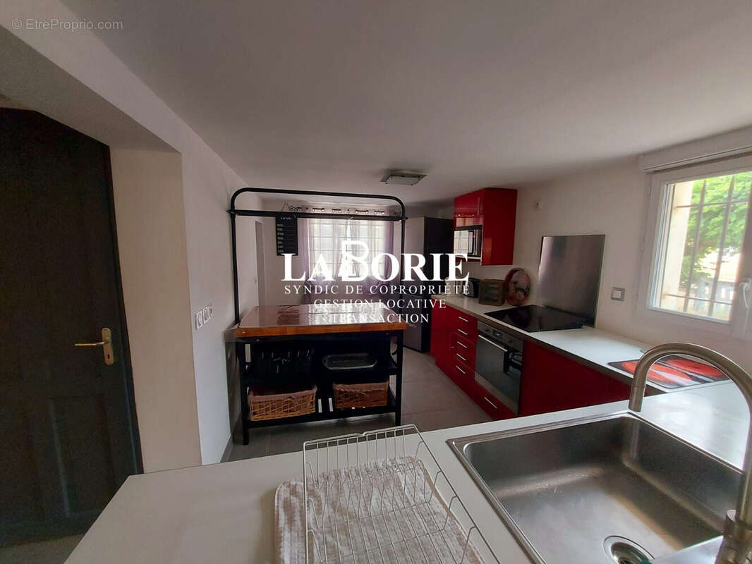 Maison 198 m² à Sorgues  - photo 9