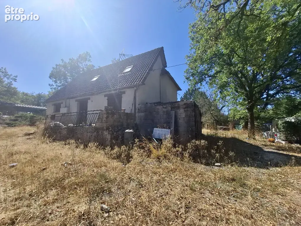 Photo Maison à Thenon au prix de 143 500€