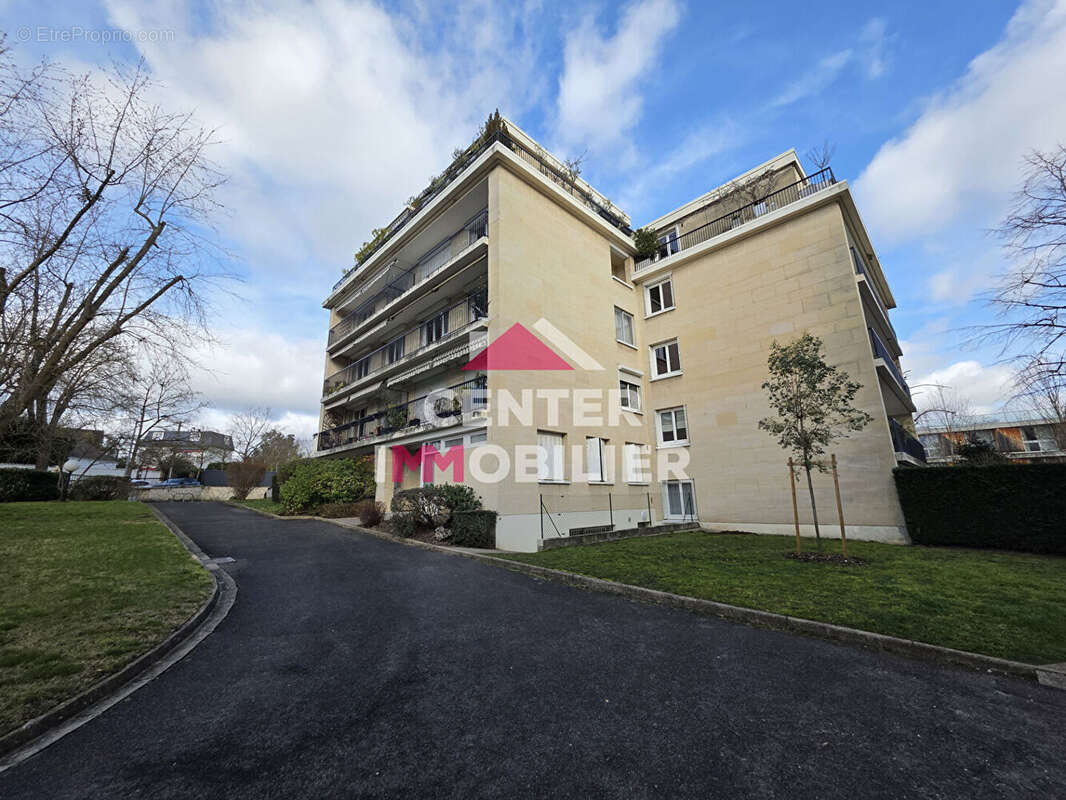 Appartement à MAISONS-LAFFITTE