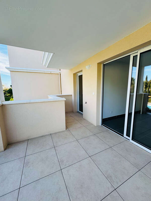 Photo 3 - Appartement à BORMES-LES-MIMOSAS