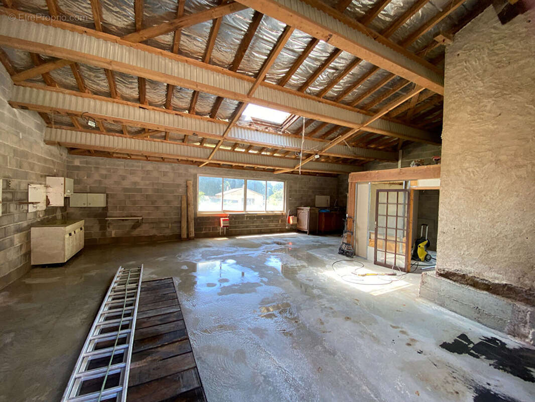 Maison à CARSAC-AILLAC