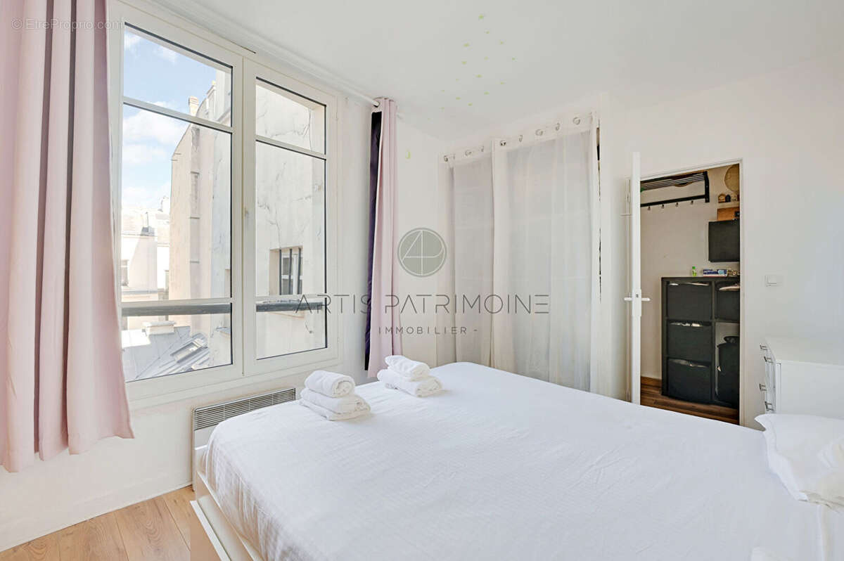 Appartement à PARIS-6E