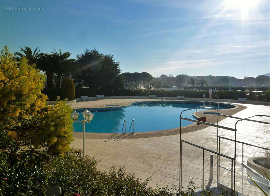 Appartement à MANDELIEU-LA-NAPOULE