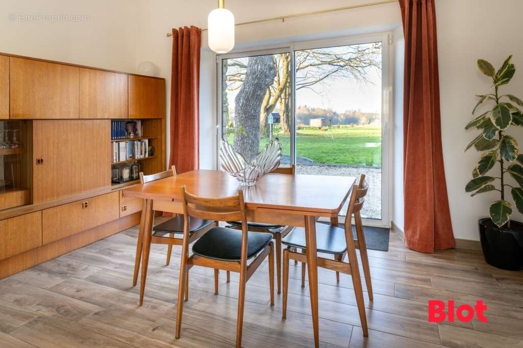 Maison à PLEUDIHEN-SUR-RANCE