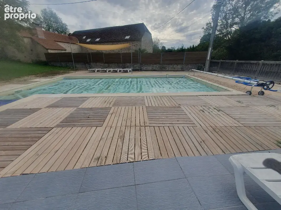 Agréable maison en pierres avec un gite et piscine - photo 4