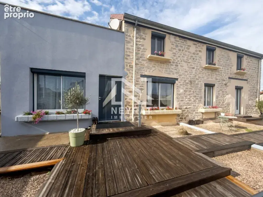 Exclusivité - maison de caractère à saint-bérain-sous-sanvignes à 5 min du centre ville de montceau les mines - photo 1