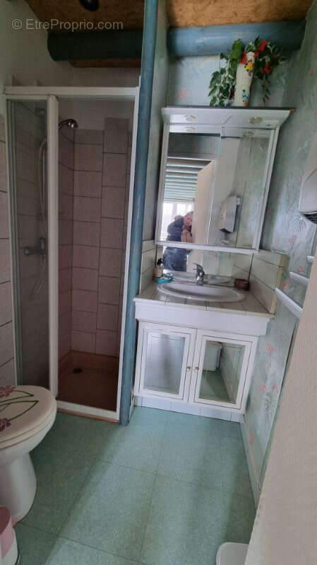 Maison à SAINT-BONNET-DES-QUARTS