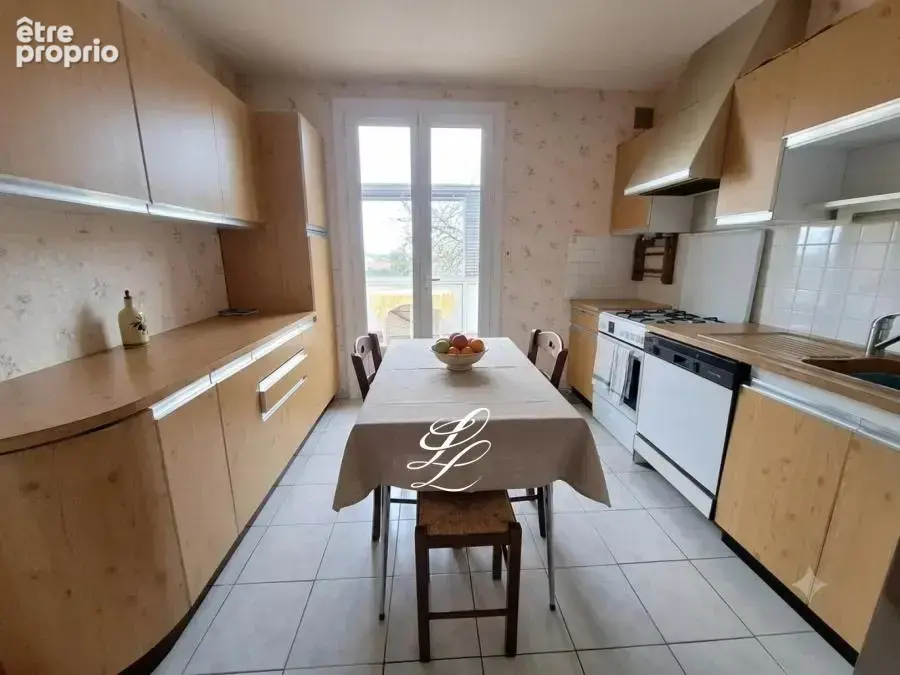 Maison 96 m² à La Bazoge  - photo 393