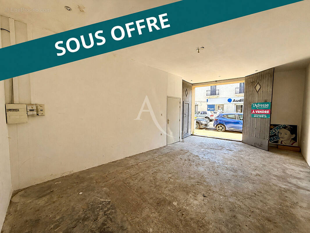 Commerce à MEZE