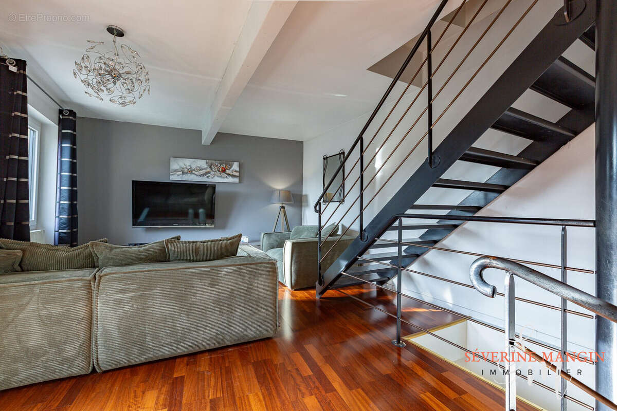 Maison à ROMANS-SUR-ISERE