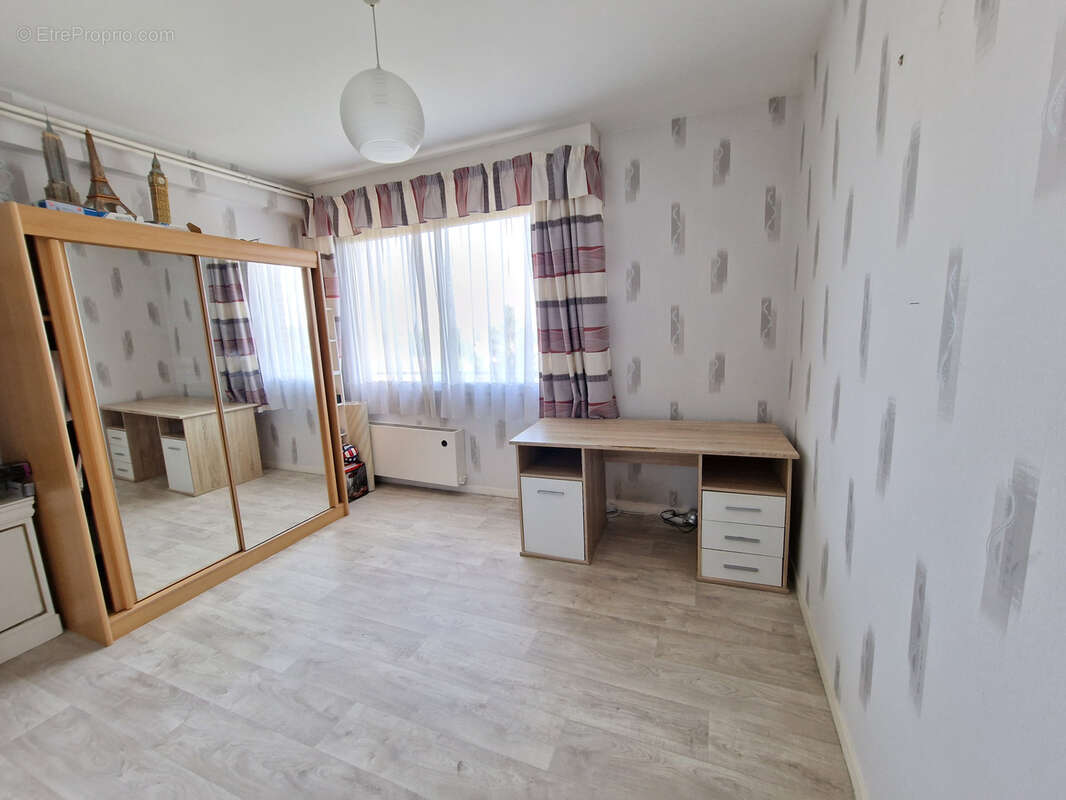 Amiens st pierre  - parc rené coty : appartement t4 en tres bon etat - photo 9