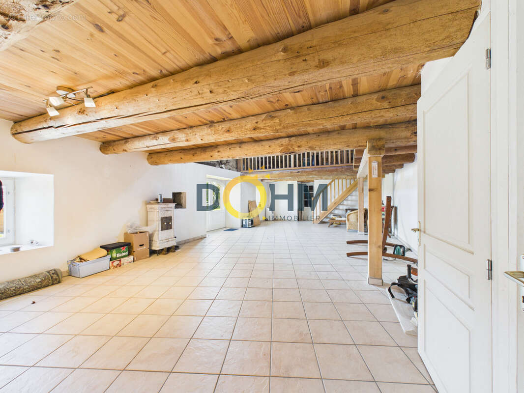 Maison à CRONCE