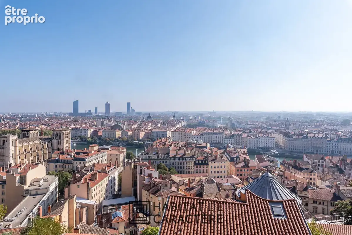 T2 Vieux Lyon avec vue sur tout Lyon - photo 2